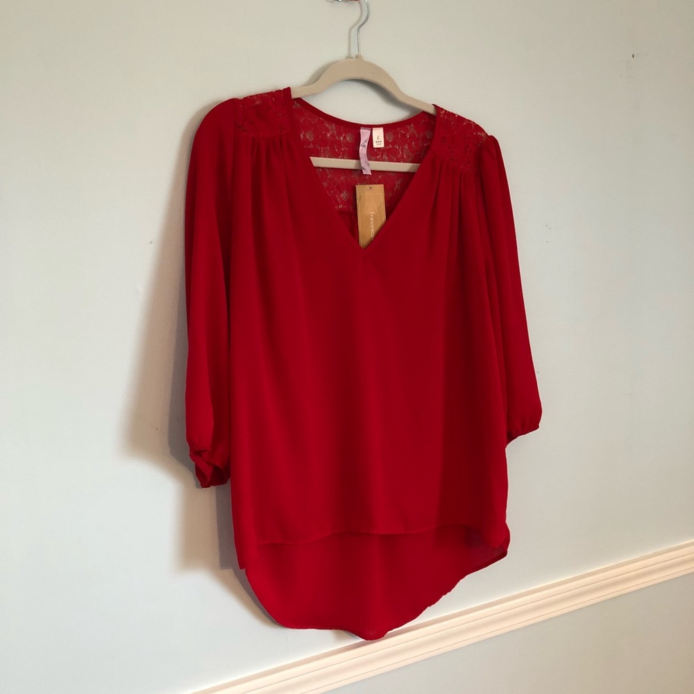 Francesca’s NWT shirt